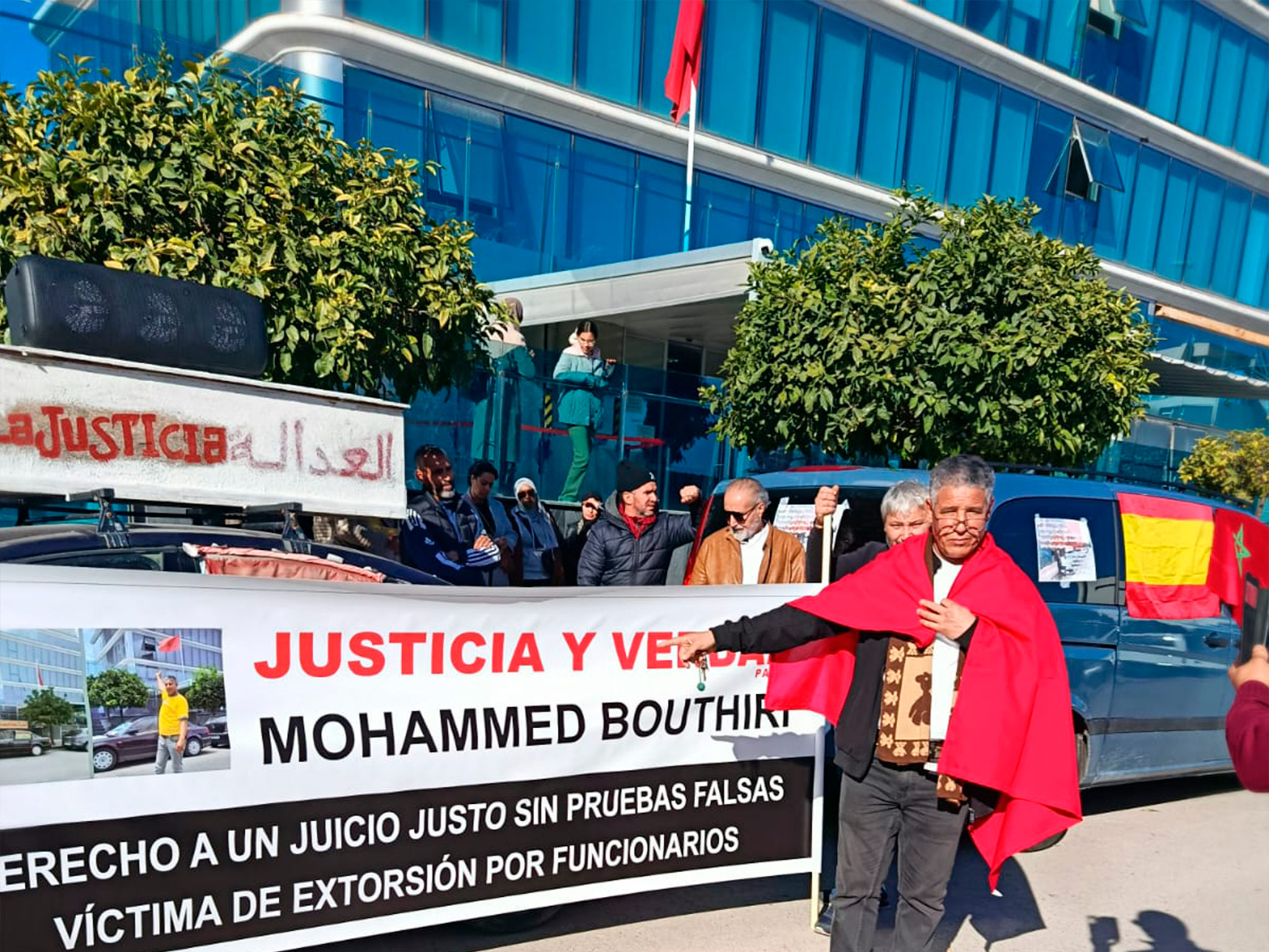 Manifestación Mohammed Bouthiri